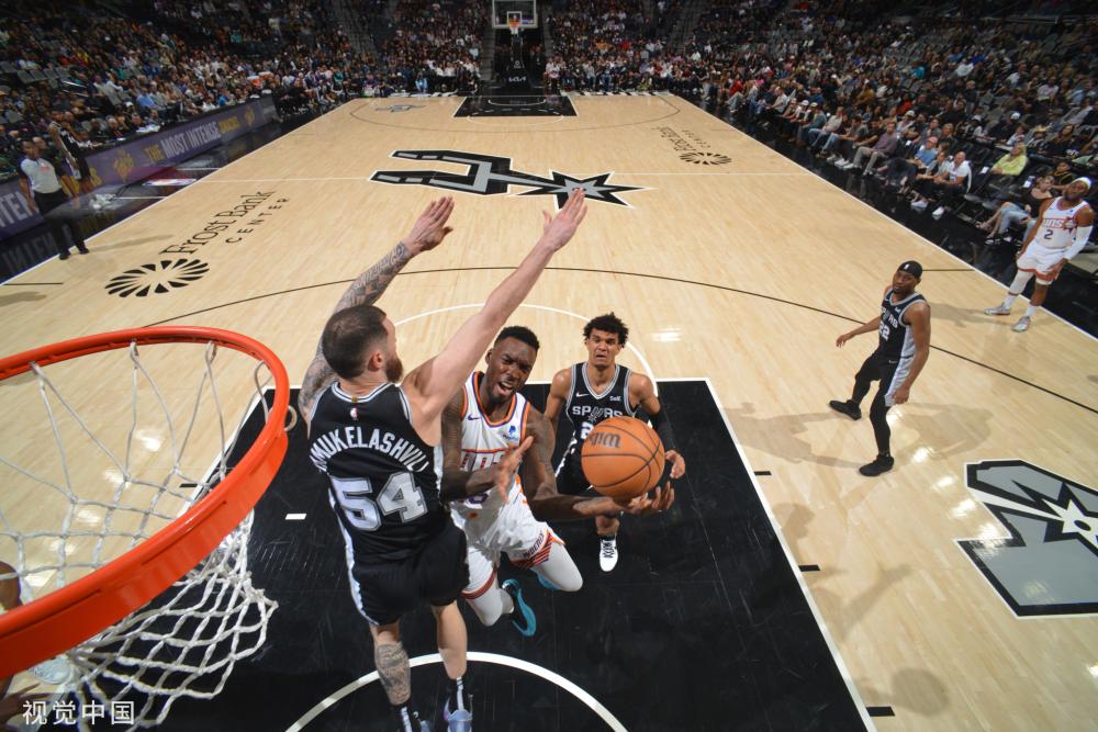 也让我们看 也让我们看